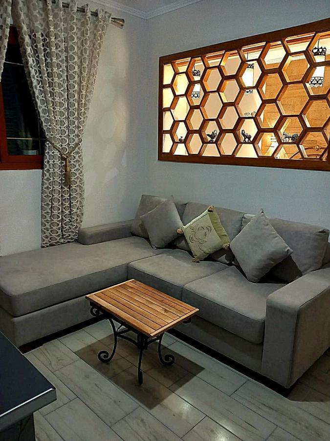 Villa Heljos Apartaments Vlorë Eksteriør billede