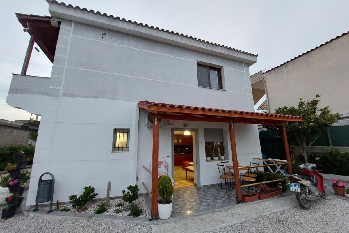 Villa Heljos Apartaments Vlorë Værelse billede