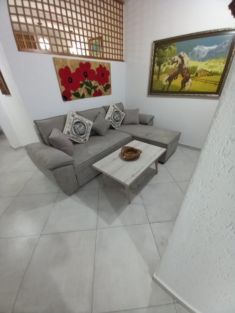 Villa Heljos Apartaments Vlorë Værelse billede